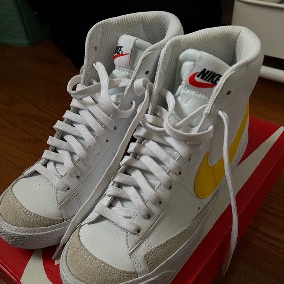 Nike Blazer Mid '77 GS